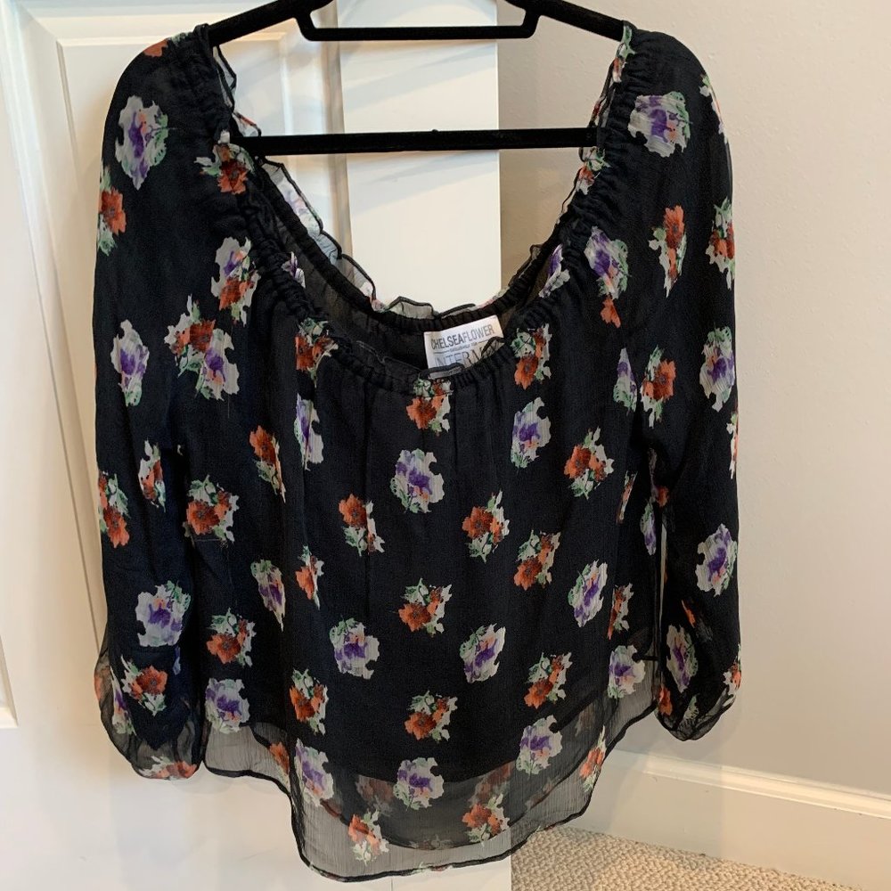 Very Rare - Chelsea Flower Off The Shoulder Top